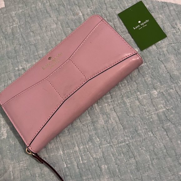 Kate Spade Beau Lacey Wallet 🩷 - Picture 3 of 9